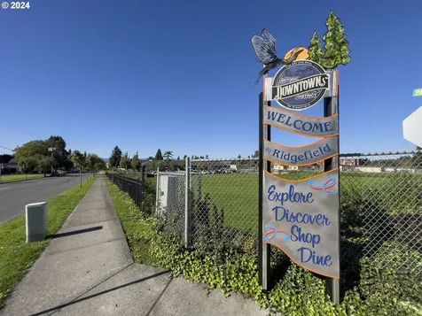 206 S 4th Avenue Ridgefield WA 98642