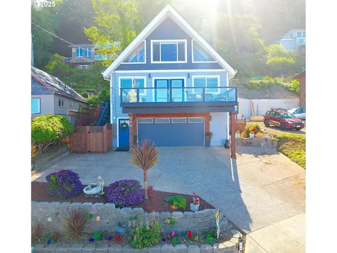 240 NE Williams Avenue Depoe Bay OR 97341