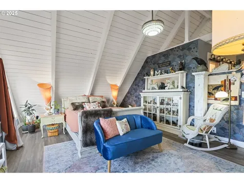 240 NE Williams Avenue Depoe Bay OR 97341