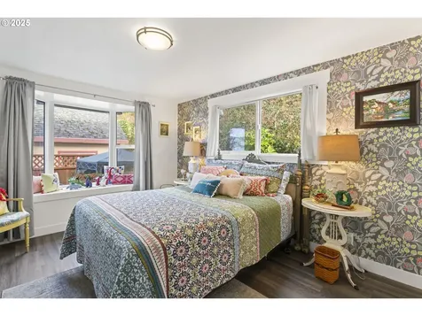 240 NE Williams Avenue Depoe Bay OR 97341