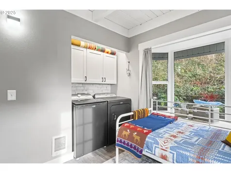 240 NE Williams Avenue Depoe Bay OR 97341