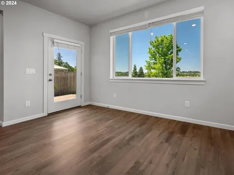8777 N Otter Circle Camas WA 98607