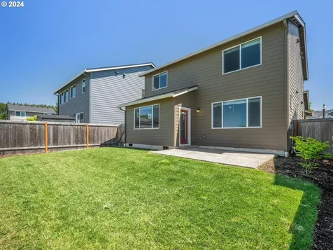 8777 N Otter Circle Camas WA 98607