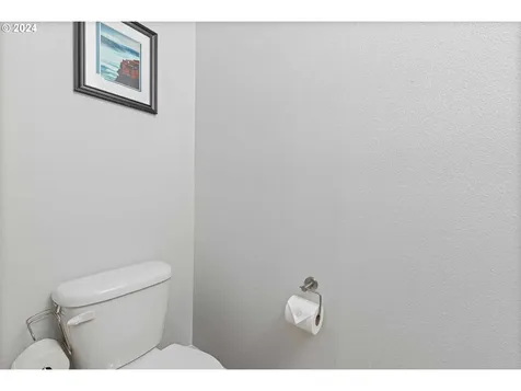 728 Nw 138th Street Vancouver WA 98685