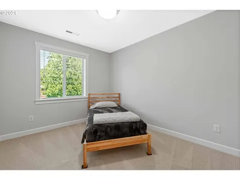728 Nw 138th Street Vancouver WA 98685