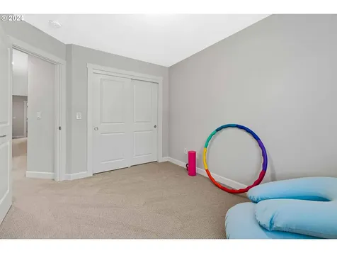 728 Nw 138th Street Vancouver WA 98685