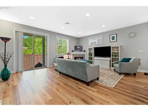 728 Nw 138th Street Vancouver WA 98685