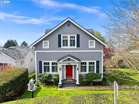 752 Florence Avenue Astoria OR 97103