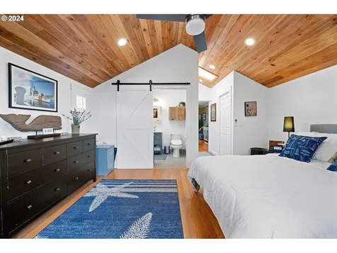 752 Florence Avenue Astoria OR 97103