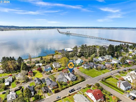 752 Florence Avenue Astoria OR 97103
