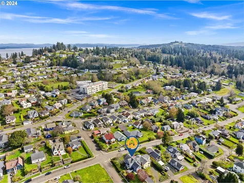 752 Florence Avenue Astoria OR 97103