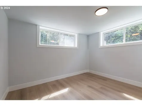 15850 SE Grant Street Portland OR 97233