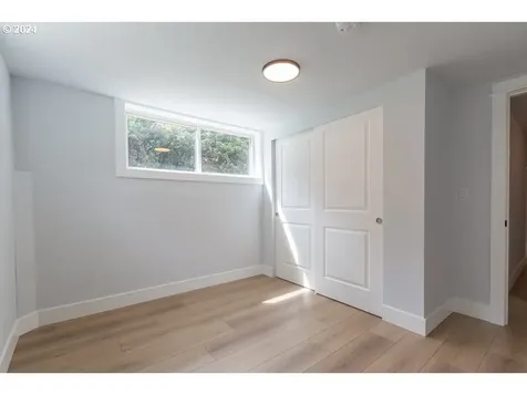 15850 SE Grant Street Portland OR 97233