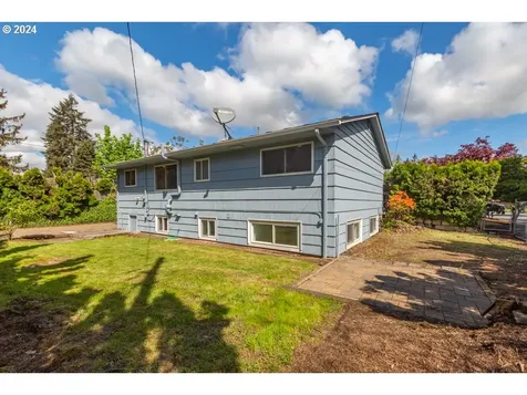 15850 SE Grant Street Portland OR 97233
