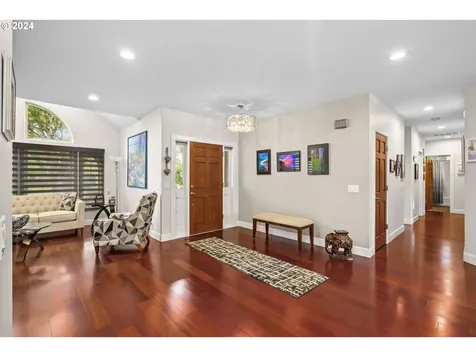 1644 Victorian Way Eugene OR 97401