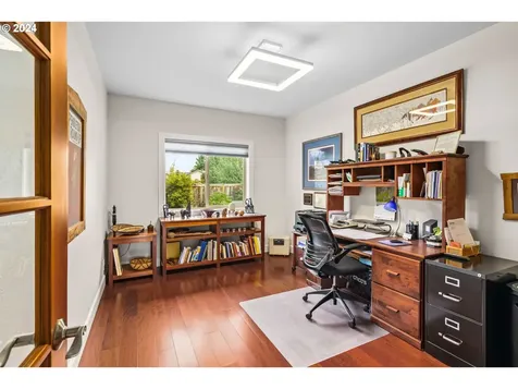 1644 Victorian Way Eugene OR 97401