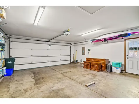 1644 Victorian Way Eugene OR 97401