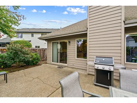 1644 Victorian Way Eugene OR 97401