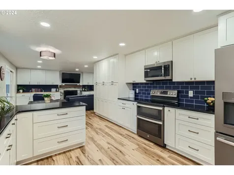 7070 Sw 182nd Avenue Beaverton OR 97007