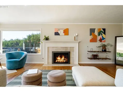 811 NW Skyline Crest Road Portland OR 97229