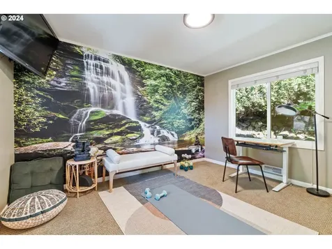 811 NW Skyline Crest Road Portland OR 97229