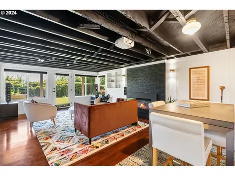 811 NW Skyline Crest Road Portland OR 97229