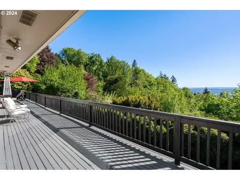 811 NW Skyline Crest Road Portland OR 97229