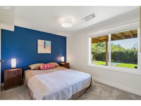 811 NW Skyline Crest Road Portland OR 97229