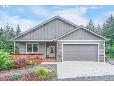 105 Tiger Lily Drive Castle Rock WA 98611
