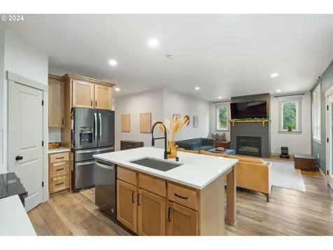 105 Tiger Lily Drive Castle Rock WA 98611