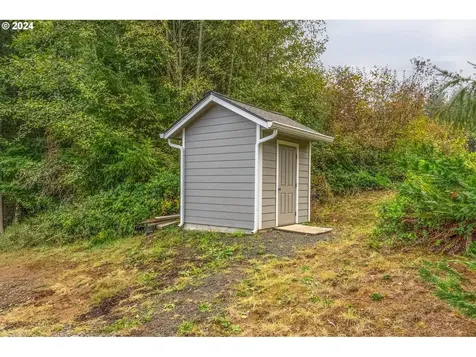 105 Tiger Lily Drive Castle Rock WA 98611