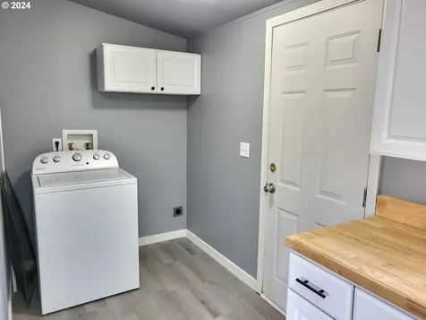 221 NW Blair Street Sheridan OR 97378