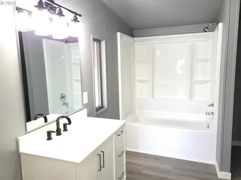 221 NW Blair Street Sheridan OR 97378