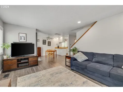 17128 Sw Sumac Court Beaverton OR 97007