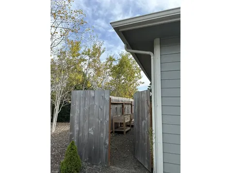 4280 Nandina Drive Florence OR 97439