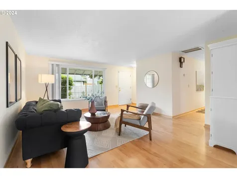 2171 Sw Lenore Drive Beaverton OR 97003