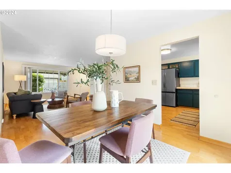 2171 Sw Lenore Drive Beaverton OR 97003