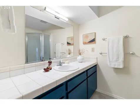 2171 Sw Lenore Drive Beaverton OR 97003