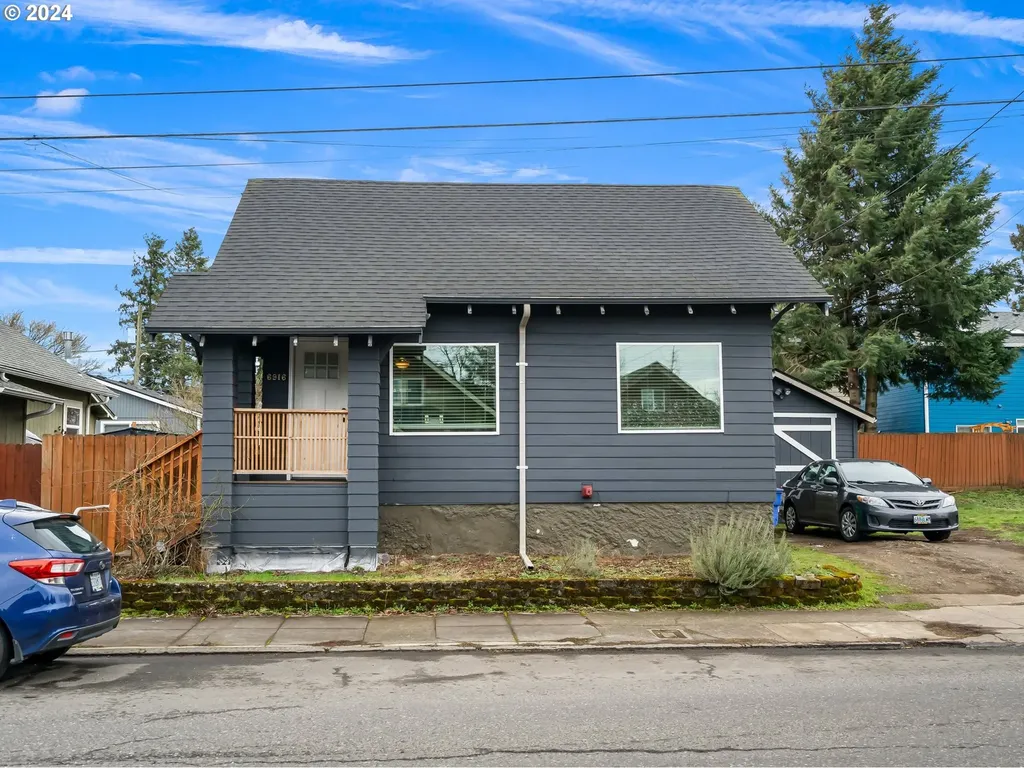 6916 Se Woodstock Boulevard Portland OR 97206