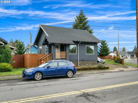 6916 Se Woodstock Boulevard Portland OR 97206