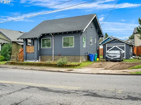 6916 Se Woodstock Boulevard Portland OR 97206