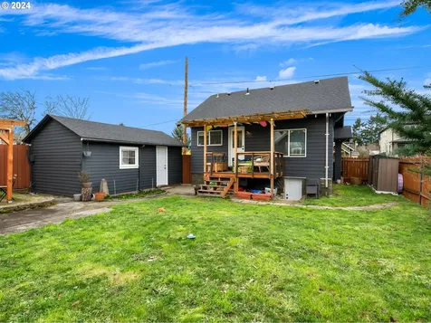 6916 Se Woodstock Boulevard Portland OR 97206