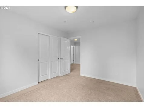 180 N 44th Place Ridgefield WA 98642