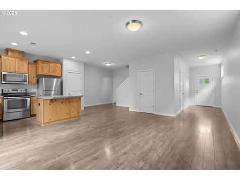 180 N 44th Place Ridgefield WA 98642
