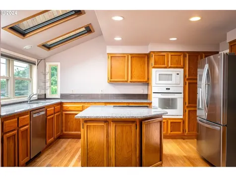 1224 Nw 122nd Avenue Portland OR 97229