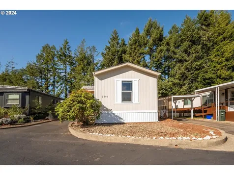 3310 Sandpiper Drive Coos Bay OR 97420