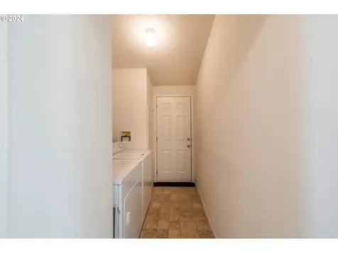 3310 Sandpiper Drive Coos Bay OR 97420