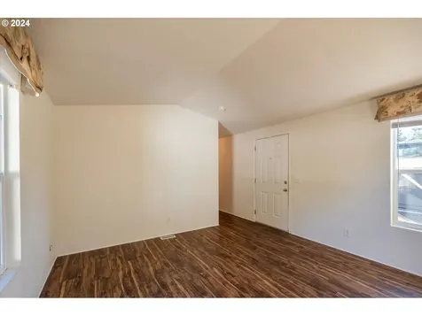3310 Sandpiper Drive Coos Bay OR 97420