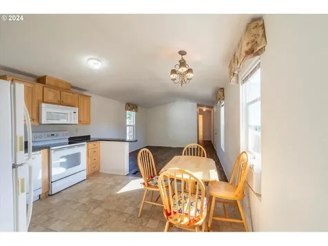 3310 Sandpiper Drive Coos Bay OR 97420