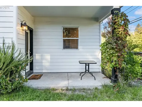 18522 SW Bluebird Lane Beaverton OR 97003